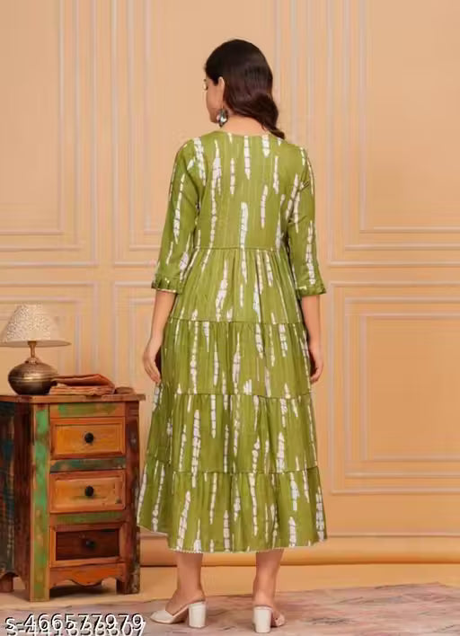 Green gown print